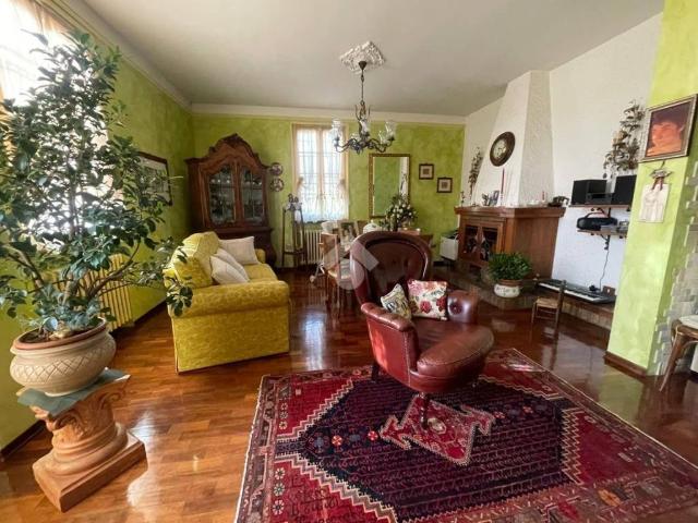 Villa Indipendente in vendita a Fontevivo, Reggio Emilia