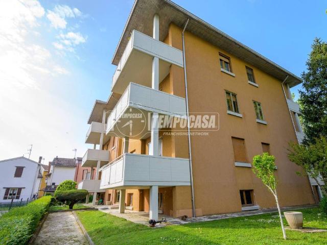 Appartamento in vendita a Fontevivo, Reggio Emilia