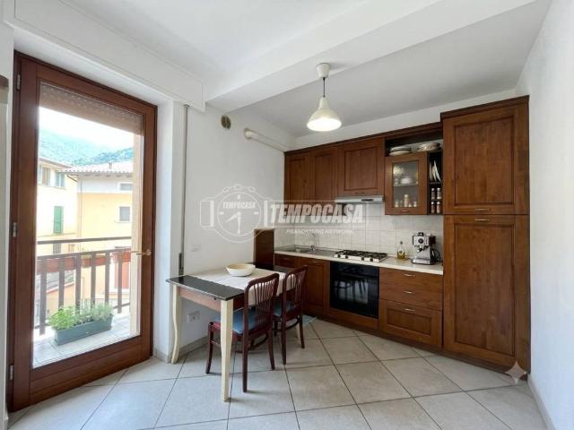 Appartamento in vendita a Foresto Sparso, Lombardia