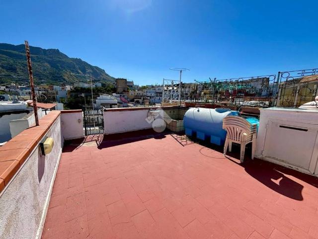 Appartamento in vendita a Forio, Napoli