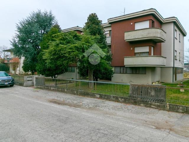 Appartamento in vendita a Unione di Comuni della Romagna Forlivese, Quattro