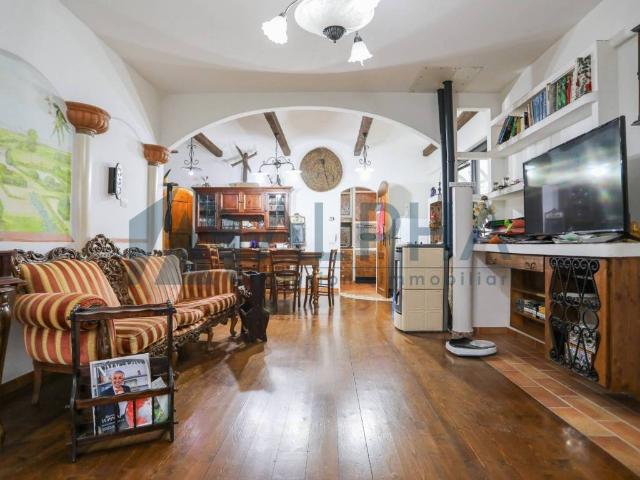 Appartamento in vendita a Quattro, Reggio Emilia