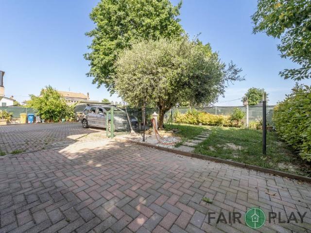 Villa Schiera in vendita a Unione di Comuni della Romagna Forlivese, Quattro