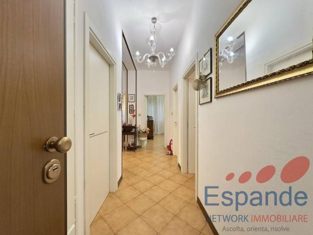 Appartamento in vendita a Resistenza, Quattro