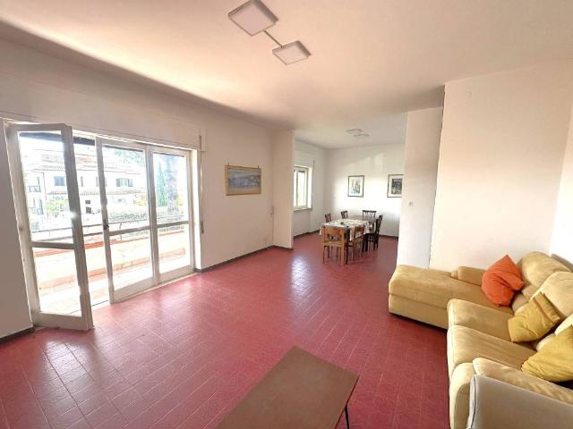 Appartamento in vendita a Gianola, Formia