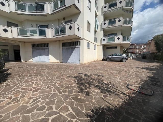Appartamento in vendita a Castellone, Formia