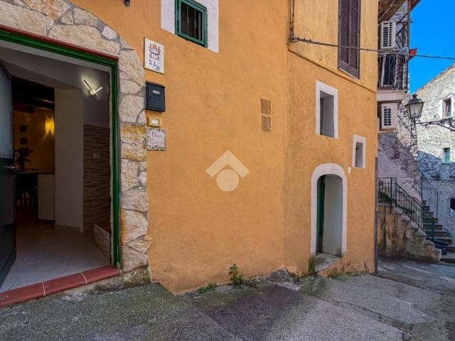 Appartamento in vendita a Formia, Lazio