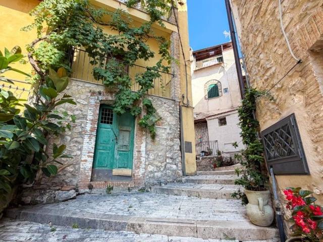 Appartamento in vendita a Formia, Lazio