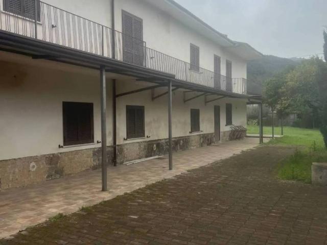 Appartamento in vendita a Formicola, Campania