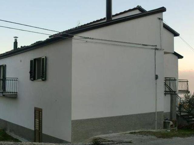 Appartamento in vendita a Fornelli, Molise