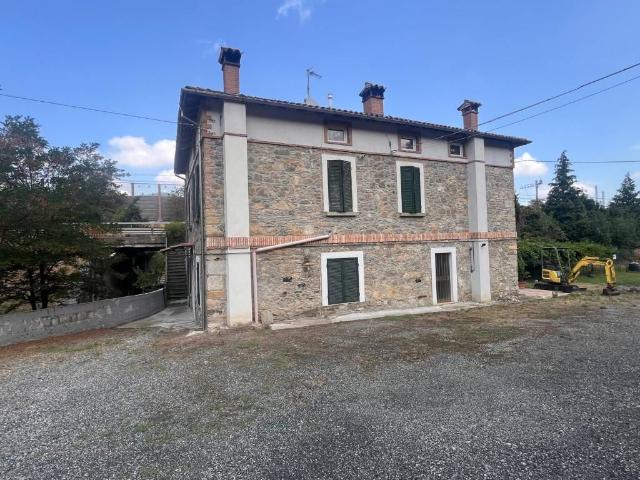 Appartamento in vendita a Citerna, Fornovo Di Taro