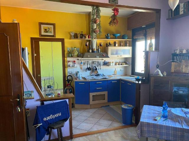 Appartamento in vendita a Fornovo Di Taro, Reggio Emilia