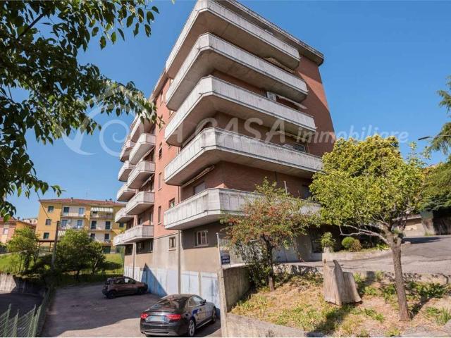 Appartamento in vendita a Fornovo Di Taro, Reggio Emilia