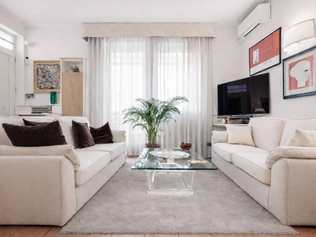 Appartamento in vendita a Vittoria Apuana, Forte Dei Marmi