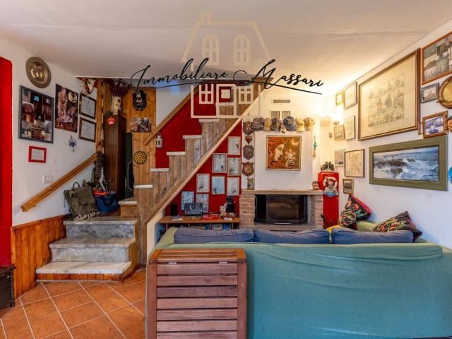 Appartamento in vendita a Unione di comuni Montana Lunigiana, Fosdinovo