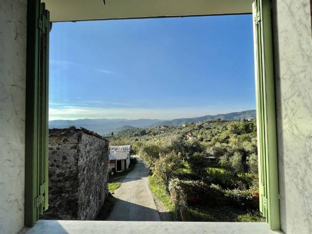Appartamento in vendita a Unione di comuni Montana Lunigiana, Fosdinovo