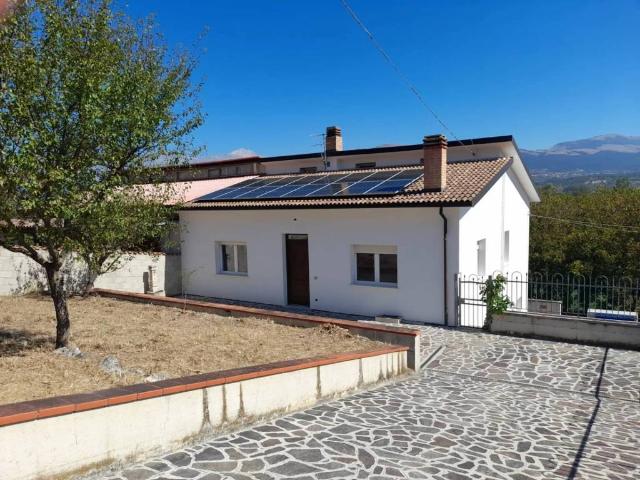 Appartamento in vendita a Fossa, Abruzzo