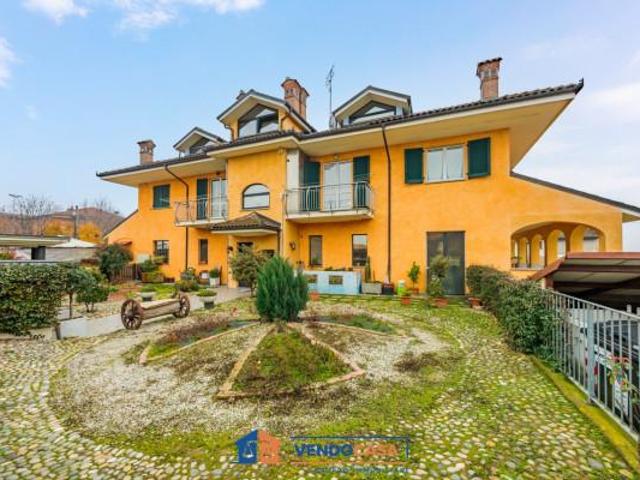 Appartamento in vendita a Cascina Barberis, Piemonte