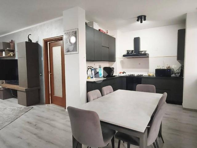 Appartamento in vendita a Fossato Di Vico, Umbria