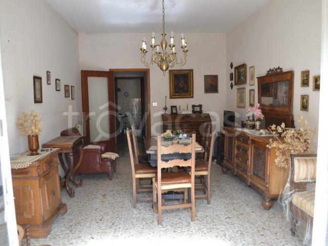 Appartamento in vendita a Centro storico, Fossombrone