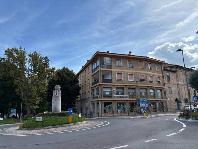 Appartamento in vendita a Centro Storico, Marche