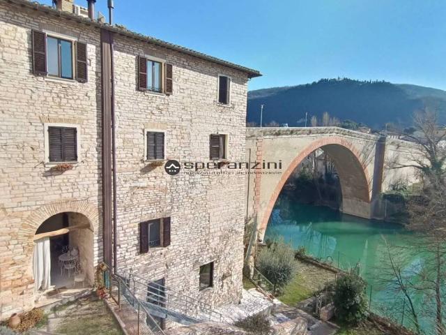 Appartamento in vendita a Piancerreto, Marche