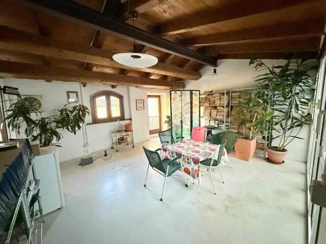 Appartamento in vendita a Centro Storico, Marche