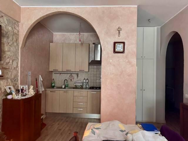 Appartamento in vendita a Centro Storico, Marche