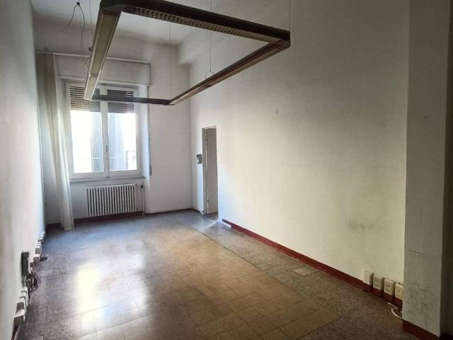 Appartamento in vendita a Centro Storico, Marche