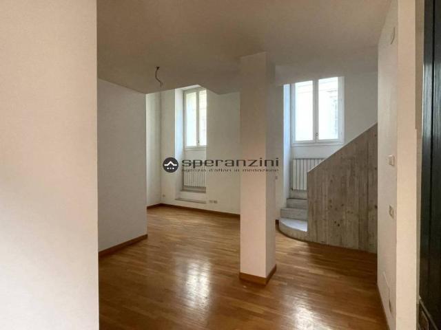 Appartamento in vendita a Centro Storico, Marche