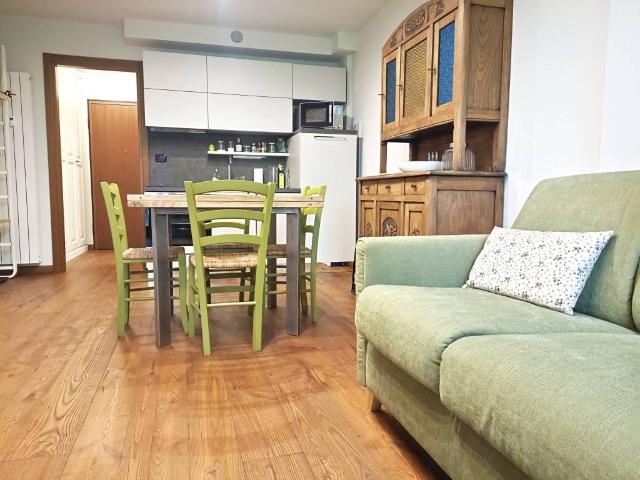 Appartamento in vendita a Borgo Stalle Lunghe, Piemonte