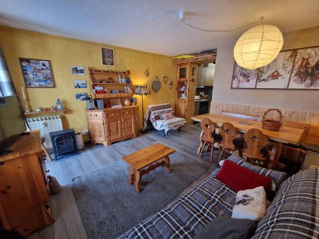 Appartamento in vendita a Borgo Stalle Lunghe, Piemonte