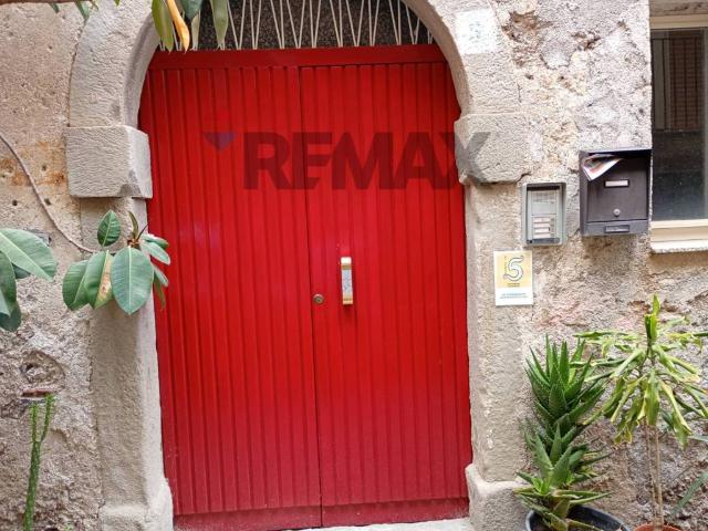 Appartamento in vendita a Francavilla Di Sicilia, Sicilia