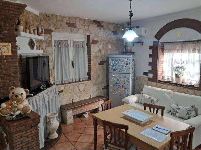 Appartamento in vendita a Francolise, Campania