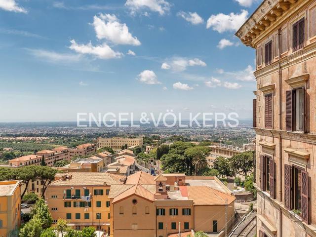 Appartamento in vendita a Roma Capitale, Lazio
