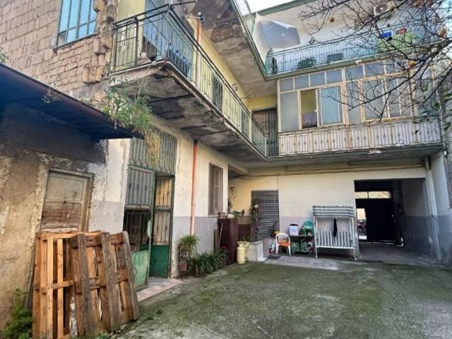 Appartamento in vendita a Frattaminore, Campania