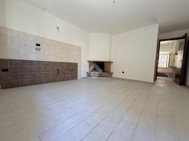 Appartamento in vendita a Frosinone, Lazio
