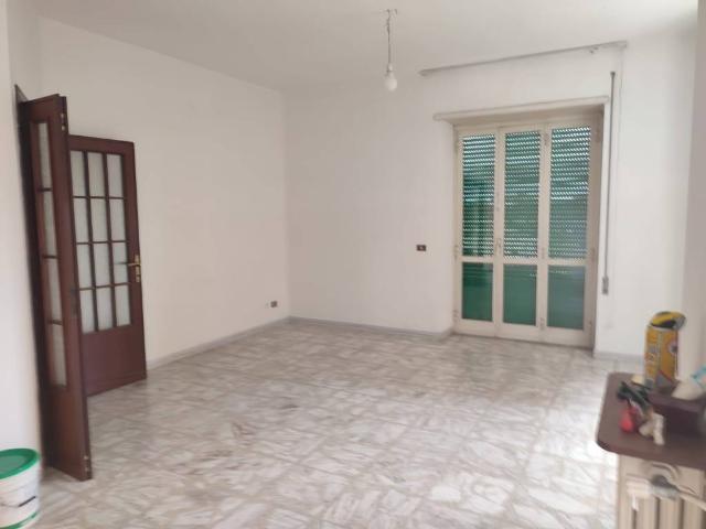 Appartamento in vendita a Frosinone, Lazio