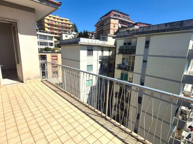 Appartamento in vendita a Frosinone, Lazio