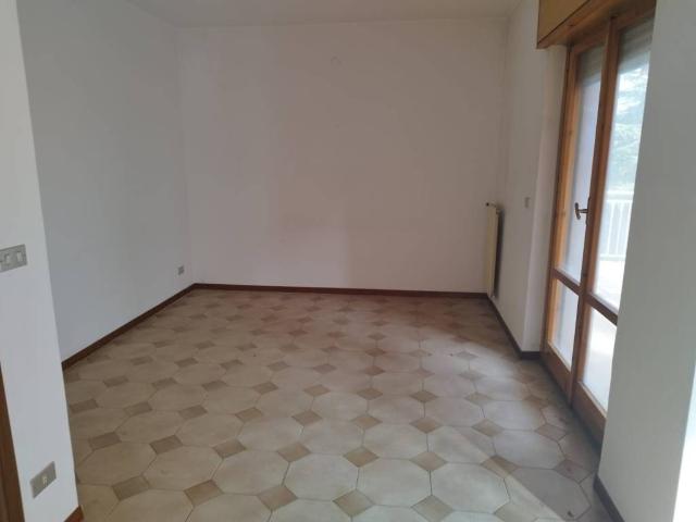 Appartamento in vendita a Frosinone, Lazio