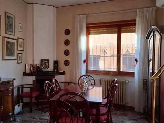 Appartamento in vendita a Frosinone, Lazio