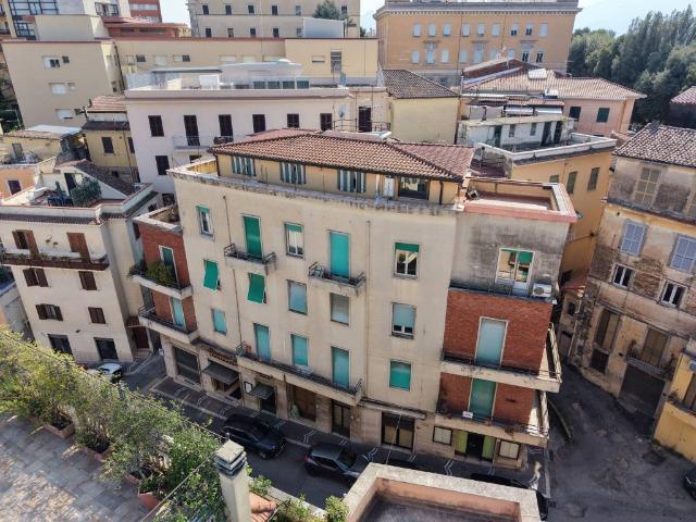 Appartamento in vendita a Centro Storico, Frosinone