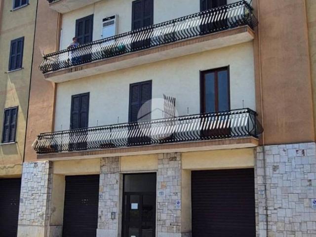 Appartamento in vendita a Frosinone, Lazio