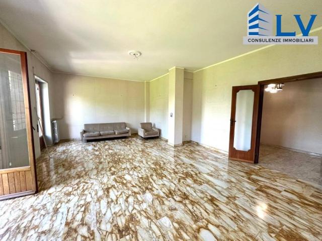 Appartamento in vendita a Frosinone, Lazio