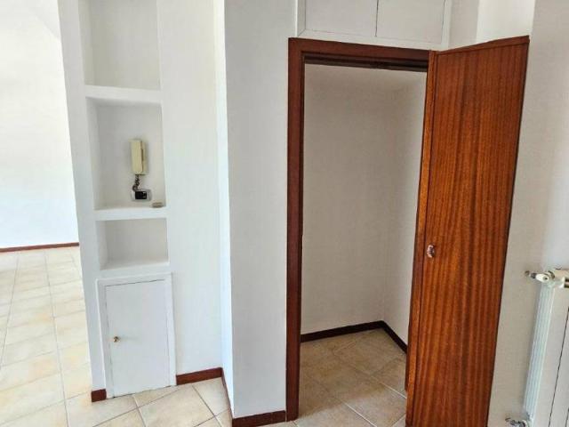 Appartamento in vendita a Frosinone, Lazio