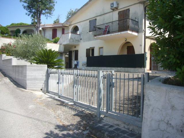 Appartamento in vendita a Vigna del Mare, Marche