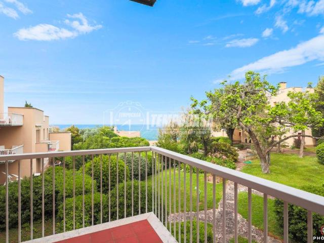 Appartamento in vendita a Marche, Pesaro E Urbino