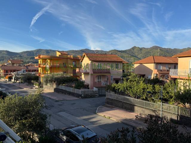 Appartamento in vendita a Gaggi, Sicilia