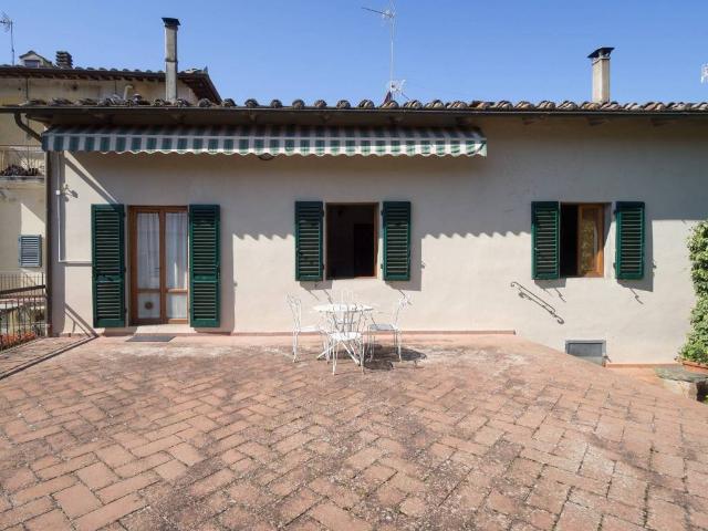 Appartamento in vendita a Gaiole In Chianti, Toscana
