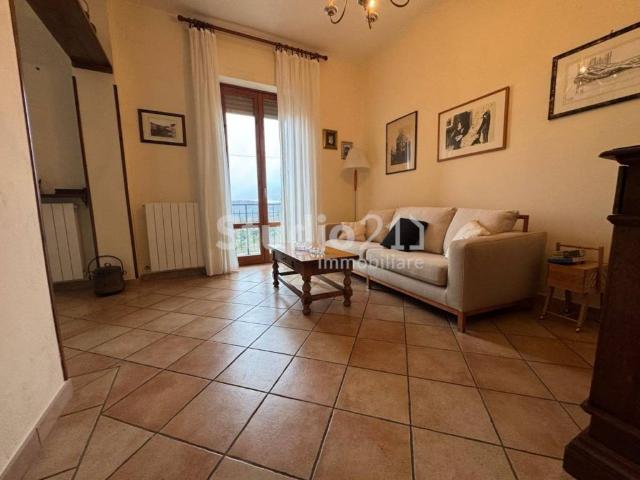 Appartamento in vendita a Gaiole In Chianti, Toscana